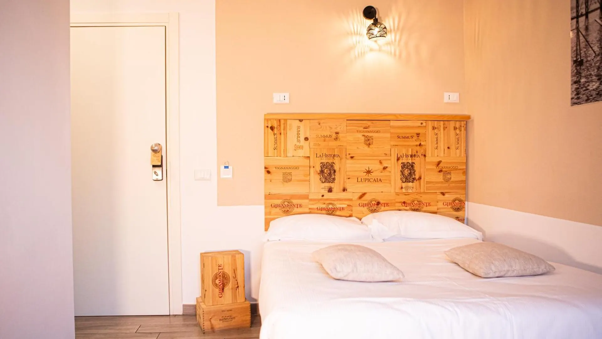 Demithos Rooms La Spezia Italy